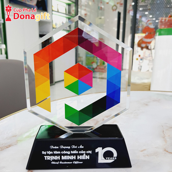 ky-niem-chuong-luc-giac-05