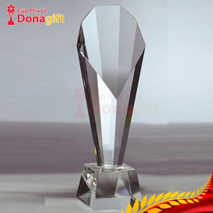 Cúp pha lê đa giác 10 cạnh tinh xảo