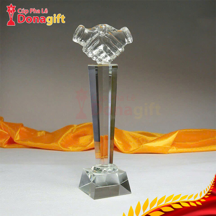 Cúp Pha Lê Gắn Kết Thành Công