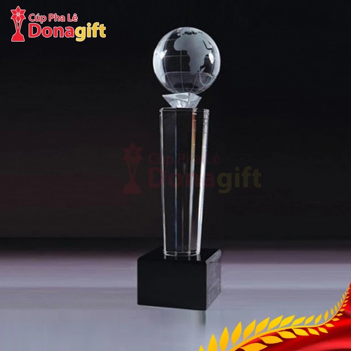 Cúp pha lê tôn vinh đại lý tiêu biểu